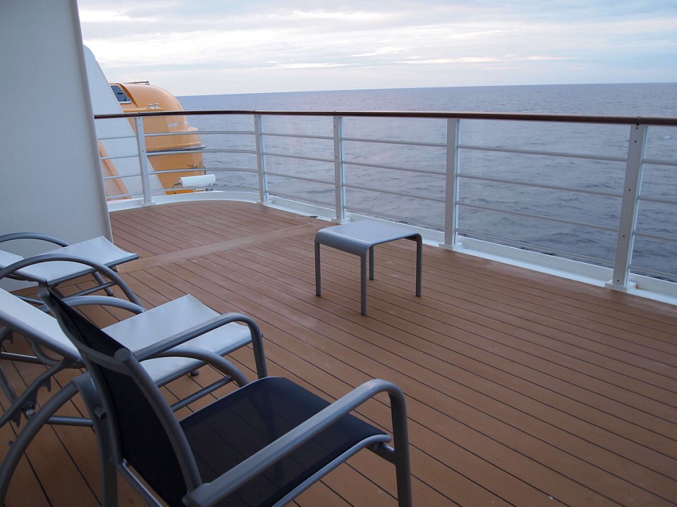 disney cruise best deck to stay on