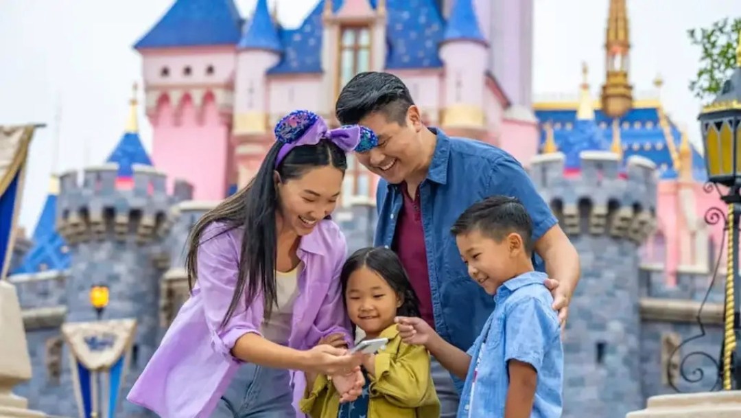 Disneyland vacation planning