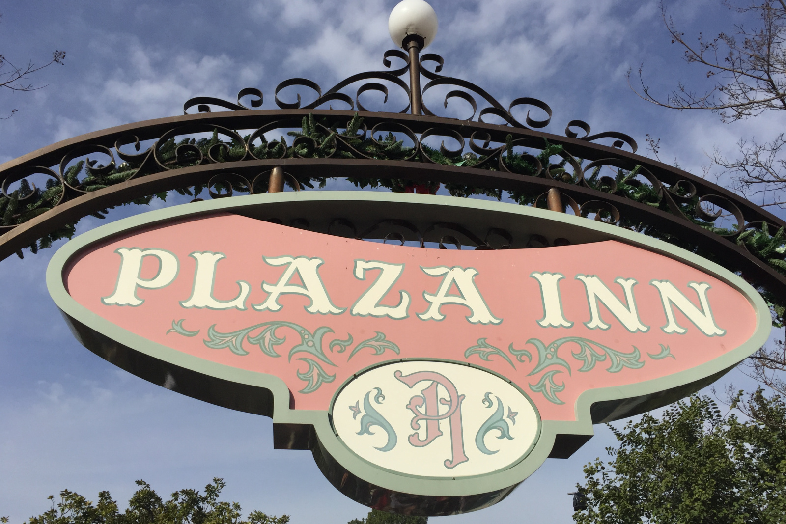 Disneyland A Review of Minnie's Breakfast in the Park Me and the