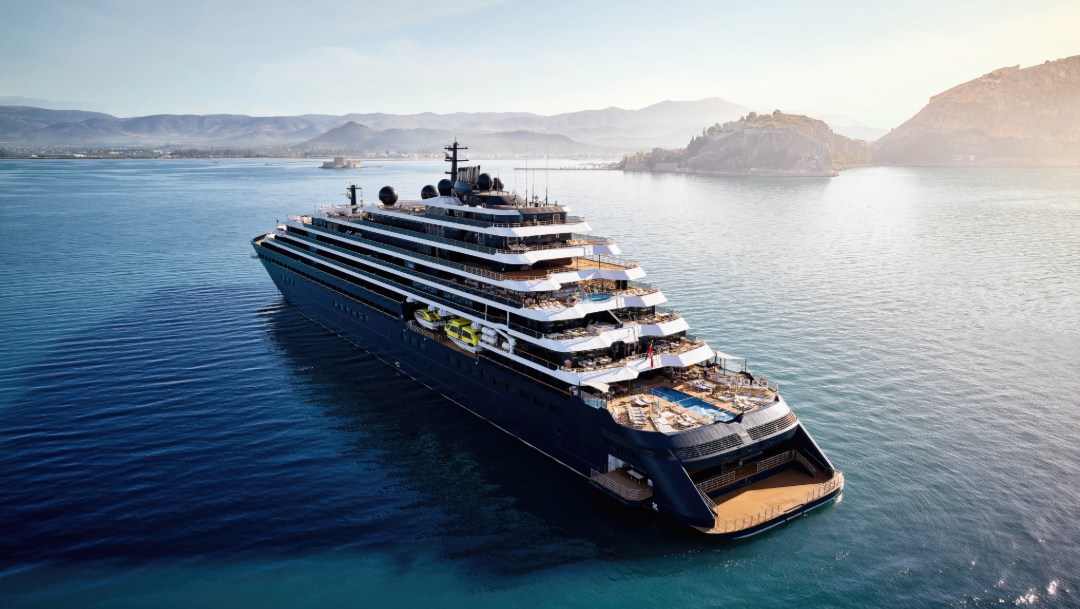 Evrima Ritz-Carlton yacht cruise